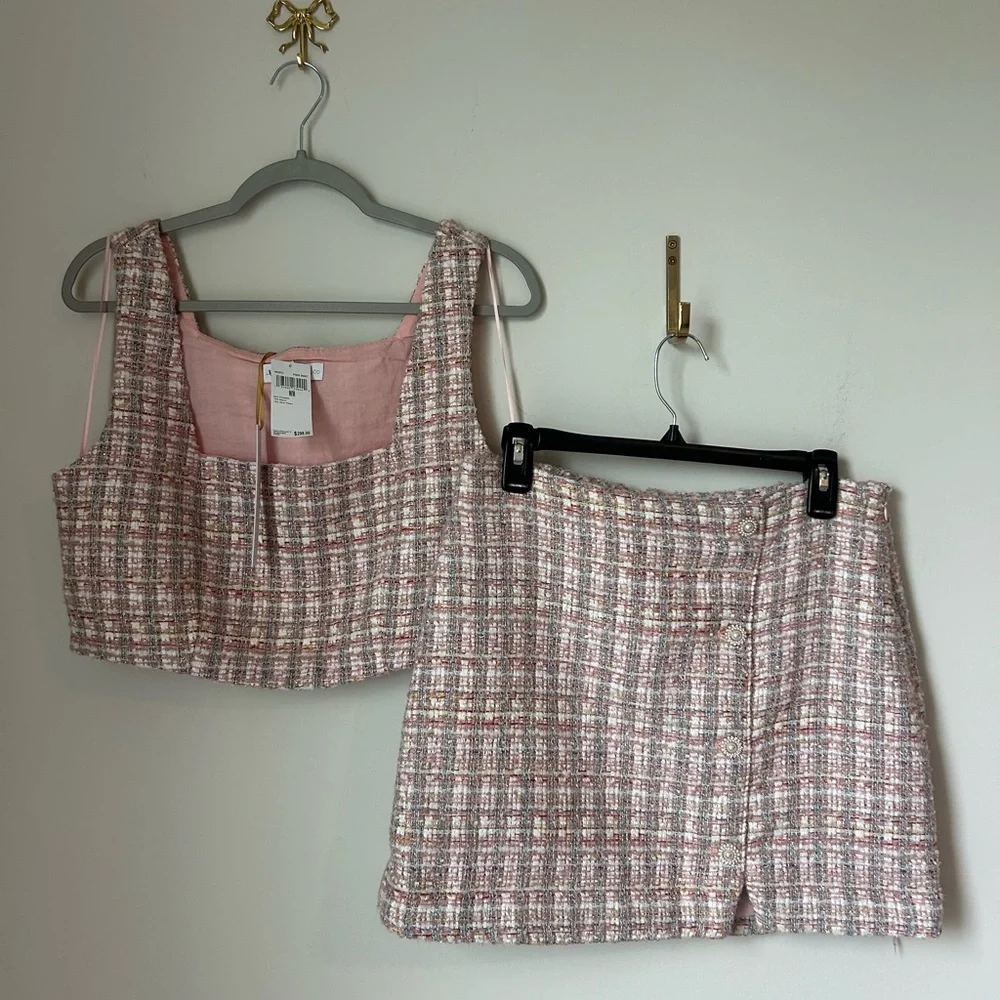 Pink Tweed Crop top and Mini Skirt two piece Set - Picture 2 of 9